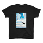 片渕 ゆりの絵画のような黒猫 Regular Fit T-Shirt