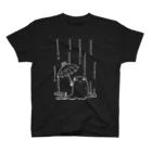 ねんねん虫のあいあい傘　※黒地用白線画 Regular Fit T-Shirt