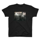 自由なサイト「me.ch」の海の底 Regular Fit T-Shirt