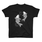 テロメアクリエイト の鯉の滝登り Regular Fit T-Shirt