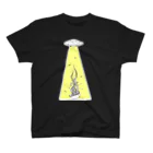 SURREAL SHOPの【黒専用】 UFO-MEN Regular Fit T-Shirt