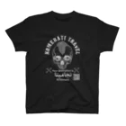 米八そばグッズショップのンジャメナ-KOMEHATI TRAVEL【黒】 スタンダードTシャツ