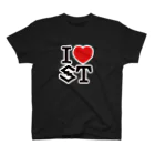 ＩＯＳＴのI love IOST（スクエア型） Regular Fit T-Shirt