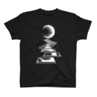 SAToMiのTo MOON(白) Regular Fit T-Shirt