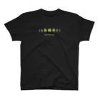 8m【アトリエvesii】のミカヅキツバメウオ　横 Regular Fit T-Shirt