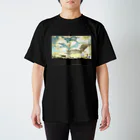 小田島灯の黒猫と冬の夕暮れ Regular Fit T-Shirt