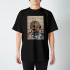 ねずみのぴぃちゃんの溶け出す顔にタバコを吸う。 Regular Fit T-Shirt