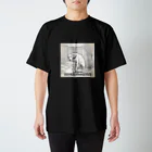 犬と字幕のしゅんとするラブラドール Regular Fit T-Shirt