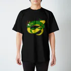 夢に出てきたあいつのたつにょろり Regular Fit T-Shirt