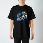 DREAMHOUSEの雪山のオオカミの群れ スタンダードTシャツ