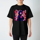 UnderpopSのネオンが光る街に立つ女の子 Regular Fit T-Shirt