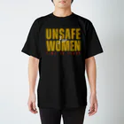 chataro123のUnsafe for Women: Time to Leave Regular Fit T-Shirt