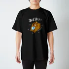 やべーべや公式SUZURIグッズのあずましい（白文字） Regular Fit T-Shirt