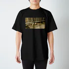 aquariumageのもう疲れたニャ Regular Fit T-Shirt