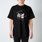ムクデザインのKUNG FU BUNCHO！ 濃い色用～白フチあり版～ Regular Fit T-Shirt