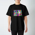 risaki-kの人参を持ったウサギ(レインボー) Regular Fit T-Shirt