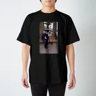 おじさんのおみせのウホッ！いいおじさん Regular Fit T-Shirt