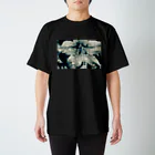 UMIの雨の日のつつじ Regular Fit T-Shirt