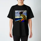 かふかGO!GO!のおーいでてこーい、海辺の女 Regular Fit T-Shirt