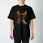 catiffany＆Co.のcatの初期アイコンリターンズ Regular Fit T-Shirt