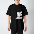 けちゃっぷごはんのお店の横断する猫さん スタンダードTシャツ