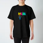 ちょっと愉快なおみせやさん。の近すぎて見えない スタンダードTシャツ