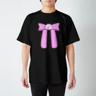 レピドプテラの大きなロングリボン（ピンク） Regular Fit T-Shirt