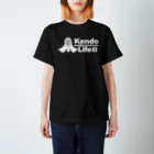 sports_tower スポーツタワーの剣道・白・Kendo・ライフ・Life・竹刀・Shinai・縦・生活・けんどう・剣道Tシャツ・防具・イラスト・日本・アイテム・稽古・有望・確実・有力・デザイン・グッズ Regular Fit T-Shirt