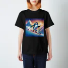 Yumexのスキーをするペンギンのペーくん Regular Fit T-Shirt