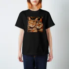 ねこやねこのおやすみ三兄弟 Regular Fit T-Shirt