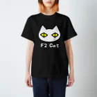 F2 Cat Design Shopの黒猫ボディーガード まもられているほう 001 Regular Fit T-Shirt