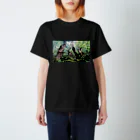 つぶつぶとのForest Regular Fit T-Shirt