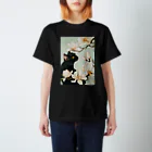 おちょぴの白木蓮と黒猫 Regular Fit T-Shirt