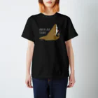 さかたようこ / サメ画家のほっとひと息サメ〈濃いめの地色向け〉  Regular Fit T-Shirt