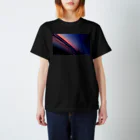 TRÜMP..の日の出前の空と海 Regular Fit T-Shirt