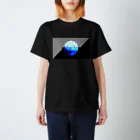 4KのNew Moon スタンダードTシャツ