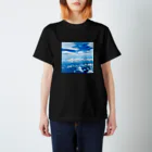 Cafe Lounge & Library pratimākrrm cĥā -ゆるやかな彫刻-のゆるやかな空 スタンダードTシャツ