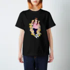 そらのボールで遊ぶ女の子 スタンダードTシャツ