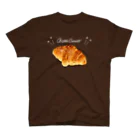 いわさきまゆこ｜食べ物イラストのバタークロワッサン　白色チョークver スタンダードTシャツ