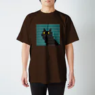 きなこしあんこの眼が光る黒猫 Regular Fit T-Shirt