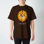 静岡市動物園協会【日本平動物園】公式SUZURIショップの【日本平動物園】ライオン・ギル　イラスト(font：ホワイト) Regular Fit T-Shirt
