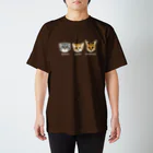 すとろべりーガムFactoryの野生のにゃん3匹 Regular Fit T-Shirt