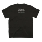 すずきいときちの見ニャい、言わニャい、聞かニャい(白線) Regular Fit T-Shirtの裏面