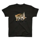 もっち（mocchi）の猫と共に去りぬ Regular Fit T-Shirt