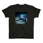 stingrazeのFuturistic Foldable Laptop Regular Fit T-Shirt