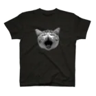 むぎみそ商店のあーん！する猫 Regular Fit T-Shirt