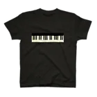 KANON21の奏でぬ鍵盤 Regular Fit T-Shirt