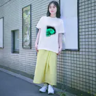 米八そばグッズショップの【米八そば】ロンドン支店(黒) Regular Fit T-Shirt