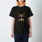 kai-mimiのQUEEN Regular Fit T-Shirt