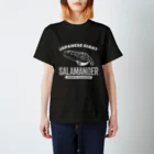 NOTARIのJ.G.サラマンダー大学ロゴ（白） Regular Fit T-Shirt